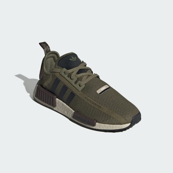 [NEW] Men\'s adidas NMD_R1‎ Shoe Olive IG5534